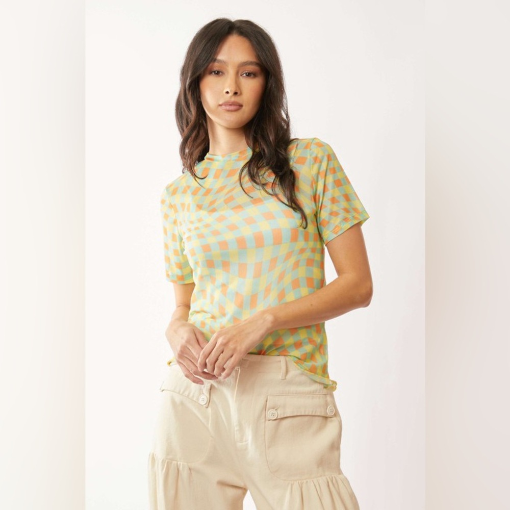 🟠 363B-MINT. Checkered Mesh Short Sleeve Top